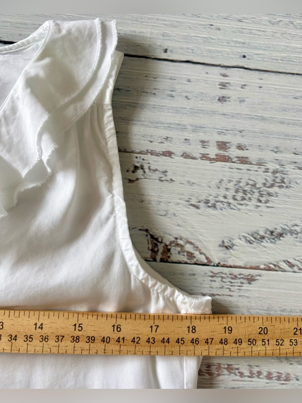KUT from the Kloth White Ruffle Front Lyocell Sleeveless Top NWT XS - Picture 6 of 9
